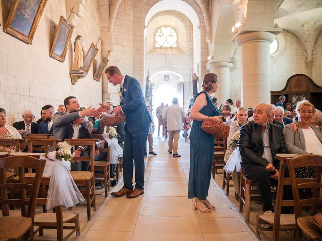 Le mariage de Xavier et Aurore à Loudun, Vienne 20