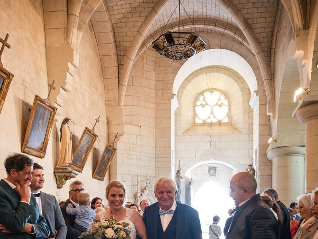 Le mariage de Xavier et Aurore à Loudun, Vienne 23
