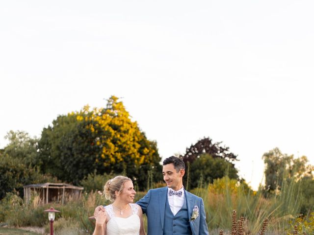Le mariage de Xavier et Aurore à Loudun, Vienne 43