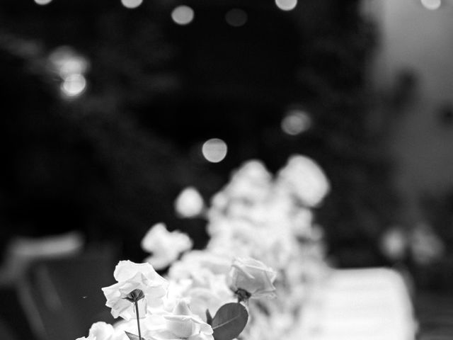 Le mariage de Yann et Djena à Pernes-les-Fontaines, Vaucluse 24