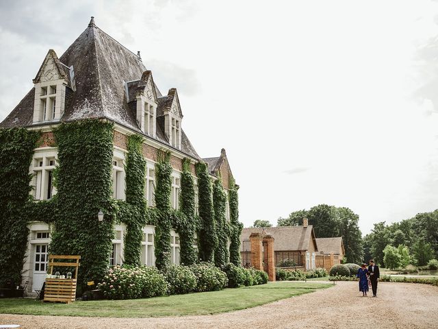 Le mariage de Alexandre et Johanne à Montrieux-en-Sologne, Loir-et-Cher 32