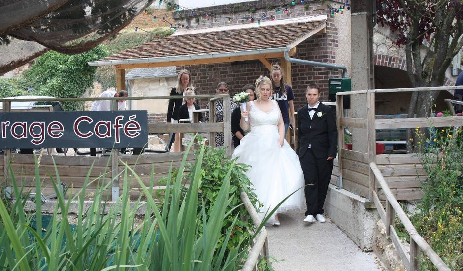 Le mariage de Mégane et Bettina à Vendôme, Loir-et-Cher