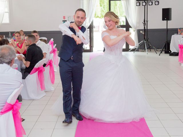 Le mariage de Michael et Emilie à Meulan, Yvelines 8