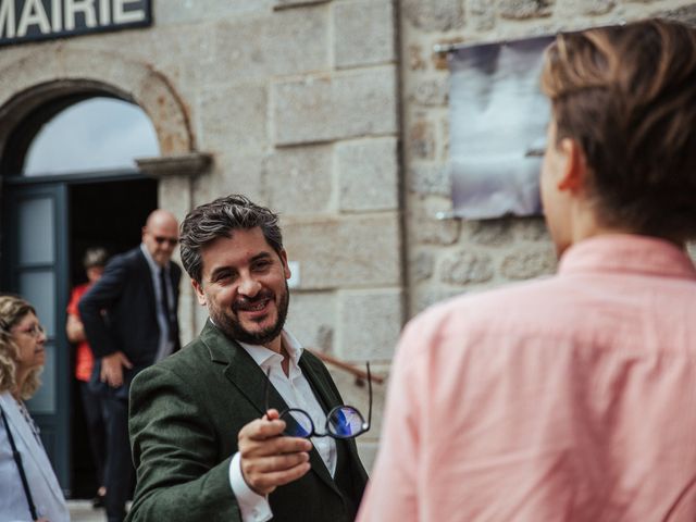 Le mariage de Karim et Eva à Nasbinals, Lozère 5