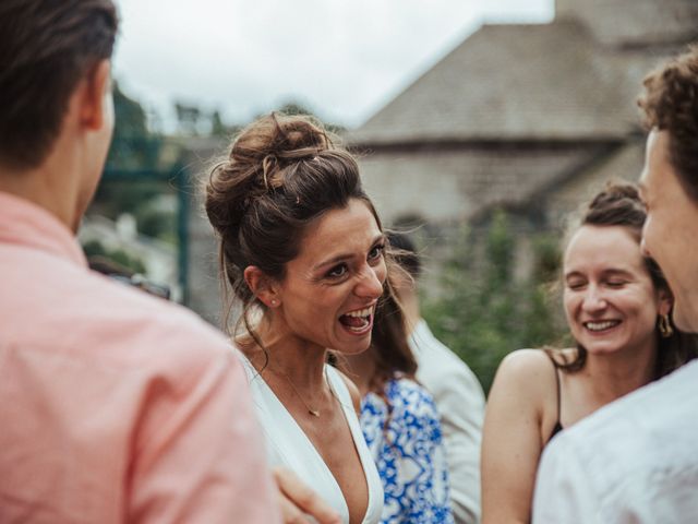 Le mariage de Karim et Eva à Nasbinals, Lozère 1