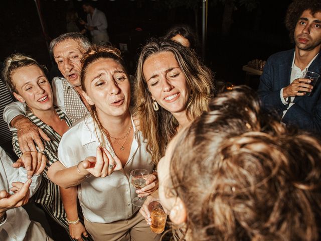 Le mariage de Karim et Eva à Nasbinals, Lozère 27