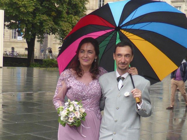 Le mariage de Christophe et Maria-Cristina à Bordeaux, Gironde 6