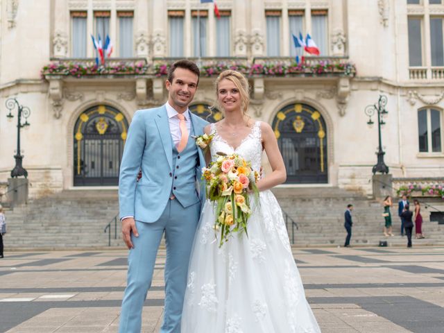 Le mariage de Jérémy et Aurélie à Vichy, Allier 32