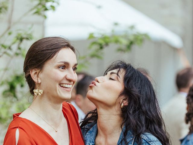 Le mariage de Marine et Léa à Berrie, Vienne 46