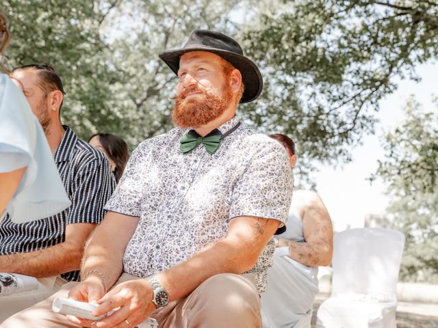 Le mariage de Kevin et Lea à Saint-Maximin-la-Sainte-Baume, Var 33