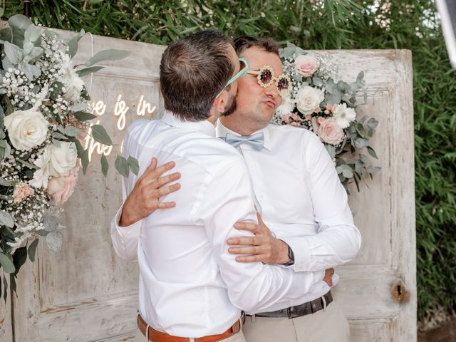 Le mariage de Kevin et Lea à Saint-Maximin-la-Sainte-Baume, Var 57