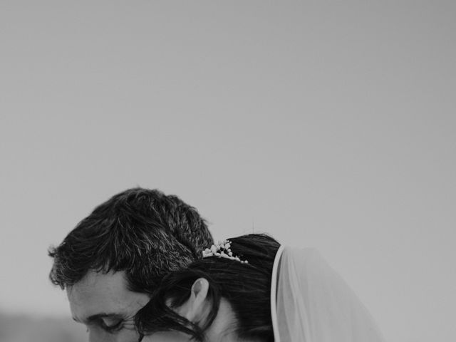 Le mariage de Romain et Laura à Laudun-l'Ardoise, Gard 40