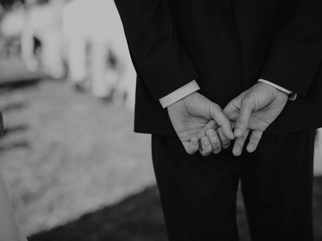 Le mariage de Romain et Laura à Laudun-l'Ardoise, Gard 50