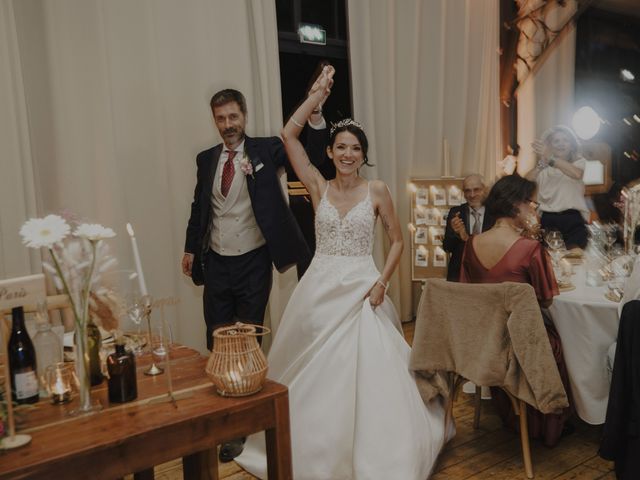 Le mariage de Romain et Laura à Laudun-l'Ardoise, Gard 85