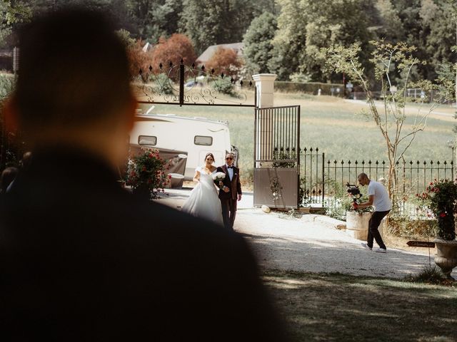 Le mariage de Guylain et Inès à Saint-Thomas-en-Royans, Drôme 33