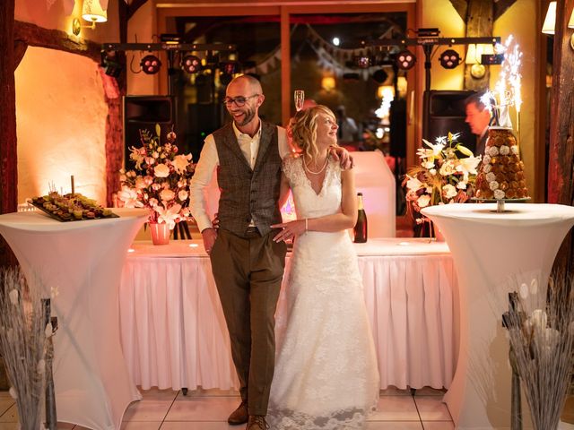 Le mariage de Tony et Sandra à Cailly, Seine-Maritime 34