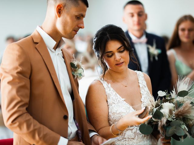 Le mariage de Bryan et Céline à Bouzigues, Hérault 35