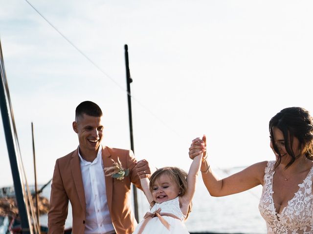 Le mariage de Bryan et Céline à Bouzigues, Hérault 82