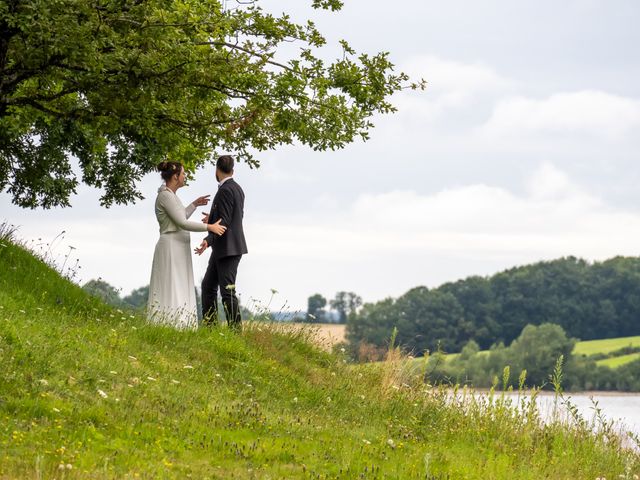 Le mariage de Marie et Hamdi à Salles-Curan, Aveyron 2