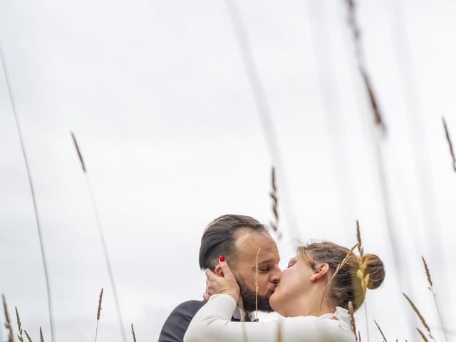 Le mariage de Marie et Hamdi à Salles-Curan, Aveyron 1