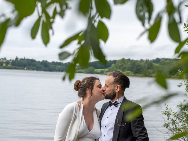 Le mariage de Marie et Hamdi à Salles-Curan, Aveyron 7