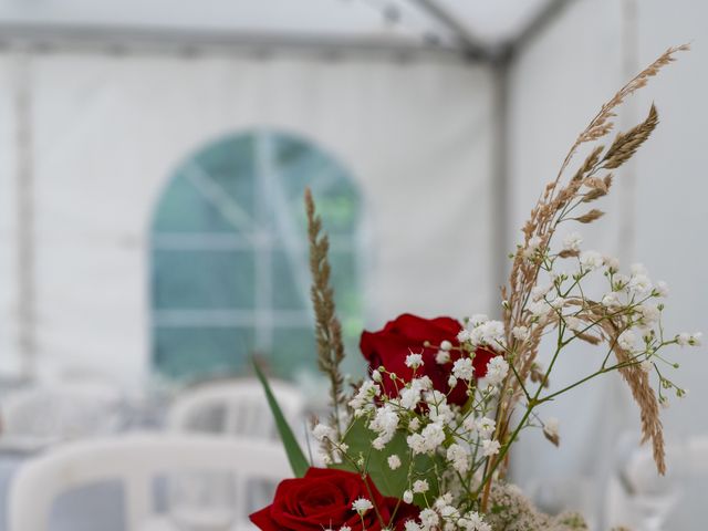 Le mariage de Marie et Hamdi à Salles-Curan, Aveyron 29