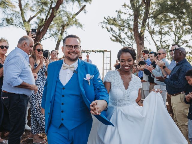 Le mariage de Gabriel et Nadjati à Saint-Pierre, La Réunion 54