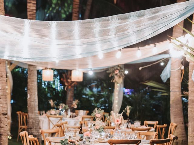 Le mariage de Gabriel et Nadjati à Saint-Pierre, La Réunion 71