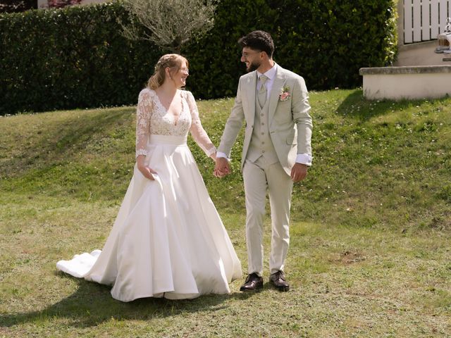 Le mariage de Adrien et Julie à Roche, Isère 12