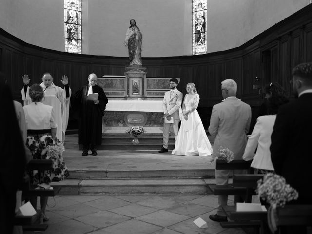 Le mariage de Adrien et Julie à Roche, Isère 14
