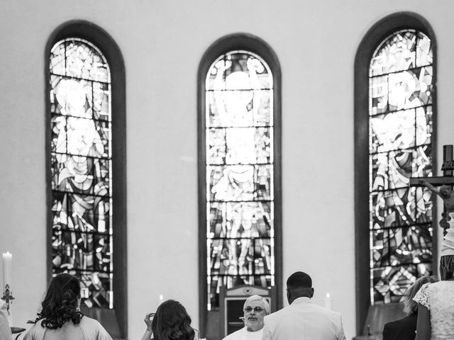 Le mariage de Melinda et Maverick à Paris, Paris 9