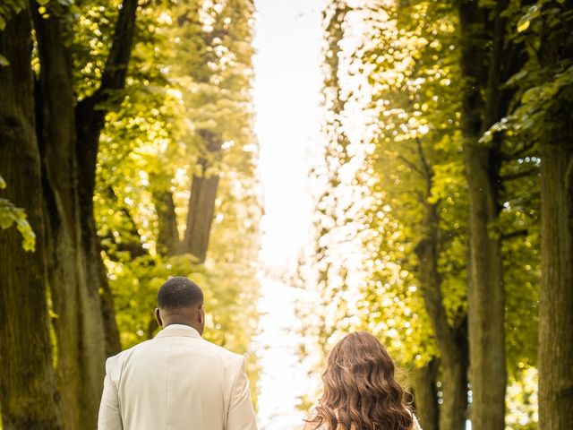 Le mariage de Melinda et Maverick à Paris, Paris 12