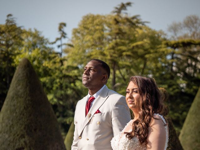 Le mariage de Melinda et Maverick à Paris, Paris 18