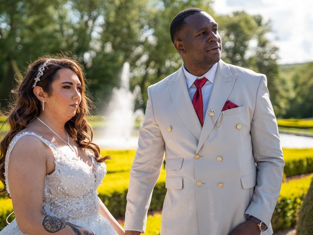 Le mariage de Melinda et Maverick à Paris, Paris 19