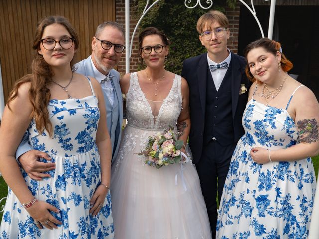 Le mariage de Jérome et Virginie à Fréthun, Pas-de-Calais 16