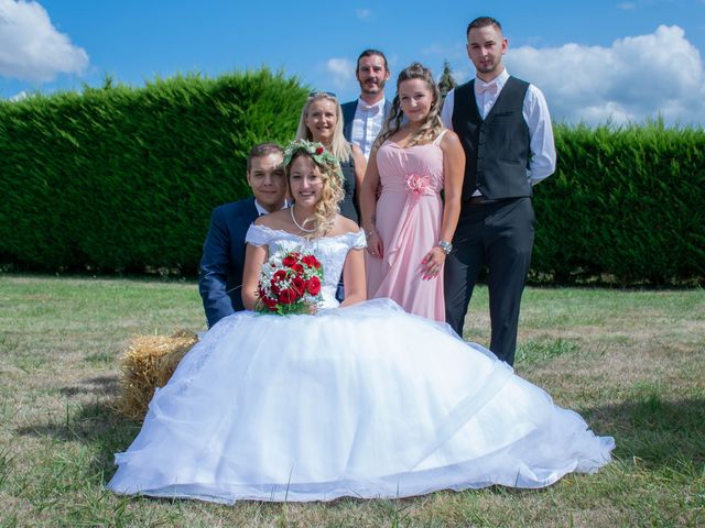 Le mariage de Marine et Valentin à Giffaumont-Champaubert, Marne 12