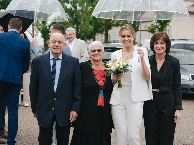 Le mariage de Alexis et Laura à Riotord, Haute-Loire 36