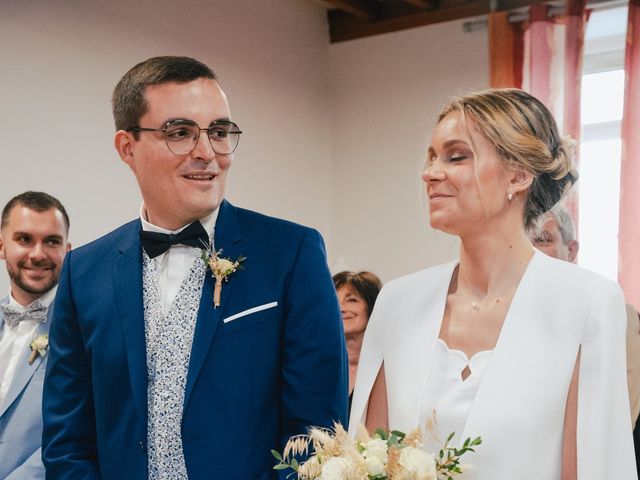 Le mariage de Alexis et Laura à Riotord, Haute-Loire 42