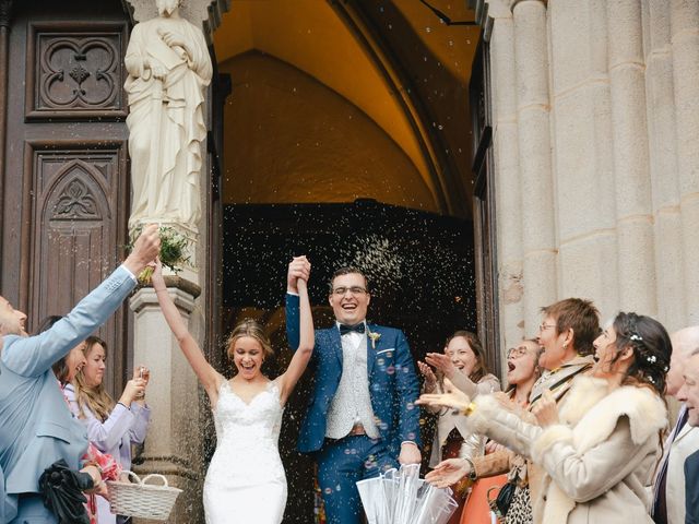 Le mariage de Alexis et Laura à Riotord, Haute-Loire 64