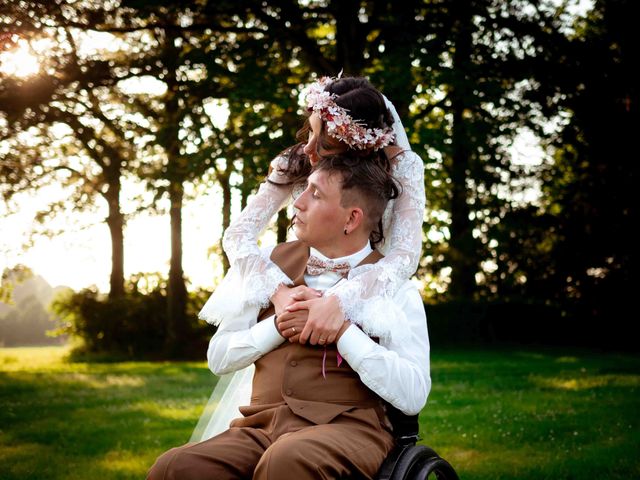 Le mariage de Josef et Coraline à Fougères, Ille et Vilaine 44