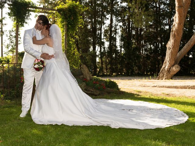 Le mariage de Agnès et Bertrand  à Entraigues-sur-la-Sorgue, Vaucluse 17