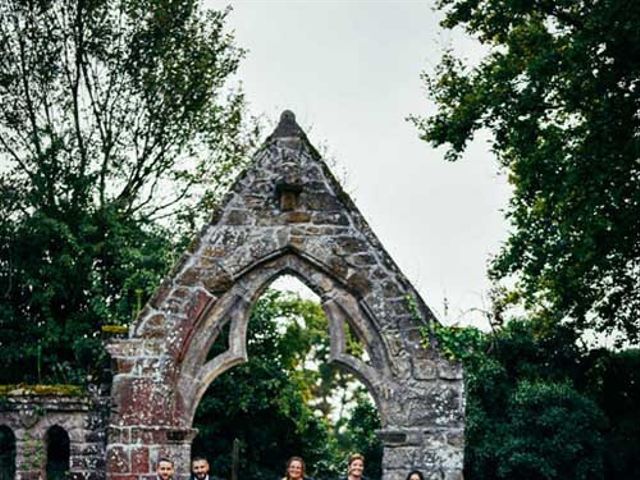 Le mariage de Anthony et Laura à Plouha, Côtes d&apos;Armor 9