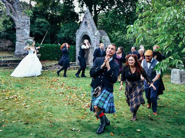 Le mariage de Anthony et Laura à Plouha, Côtes d&apos;Armor 10