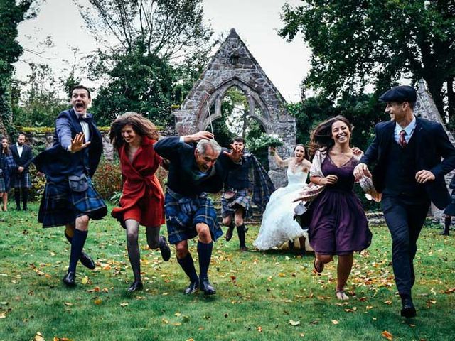 Le mariage de Anthony et Laura à Plouha, Côtes d&apos;Armor 11
