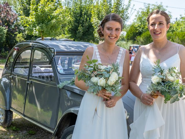 Le mariage de Céline et Isabelle à Sévérac-le-Château, Aveyron 15