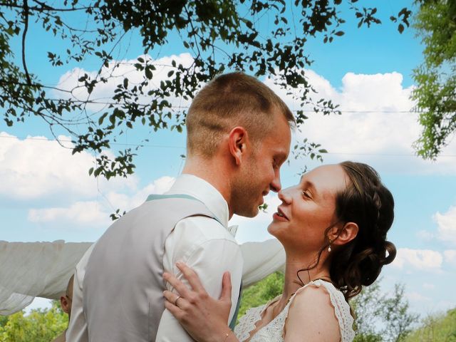 Le mariage de Bastien et Élisa à Montaigu, Vendée 5