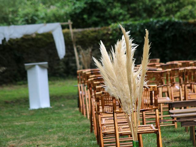 Le mariage de Bastien et Élisa à Montaigu, Vendée 10