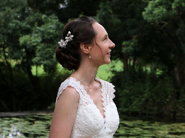 Le mariage de Bastien et Élisa à Montaigu, Vendée 20