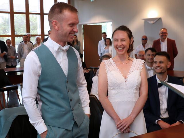Le mariage de Bastien et Élisa à Montaigu, Vendée 41