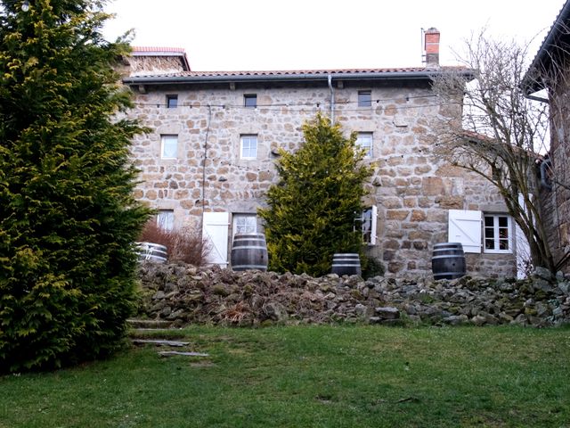 Le mariage de Sonia et Emmanuel à Riotord, Haute-Loire 6